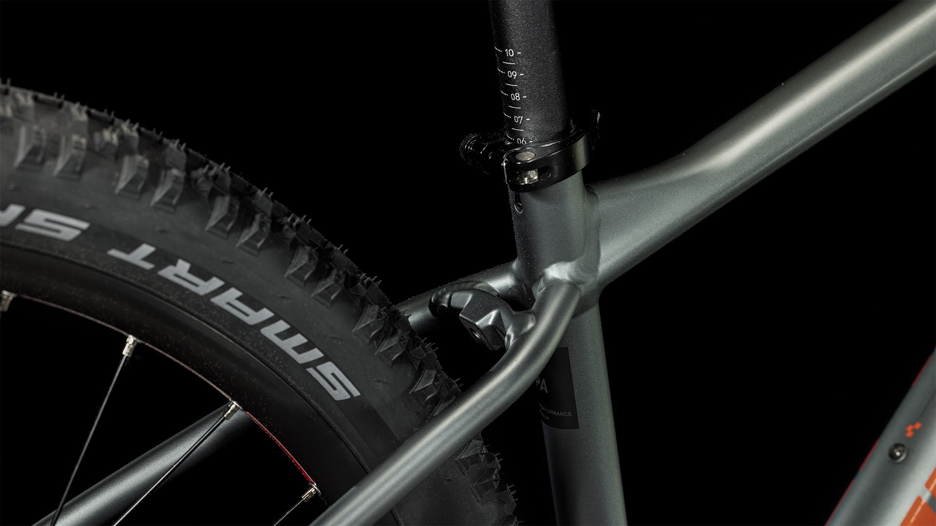 Bicicleta de montaña CUBE Analog flashgrey'n'red